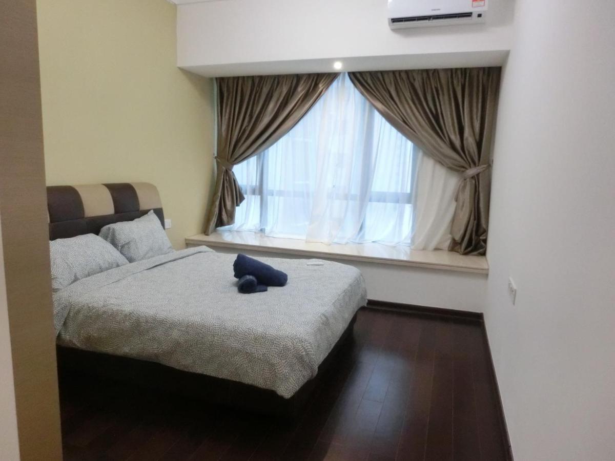 Pangsapuri Harzaf Homestay At R&f Princess Cove