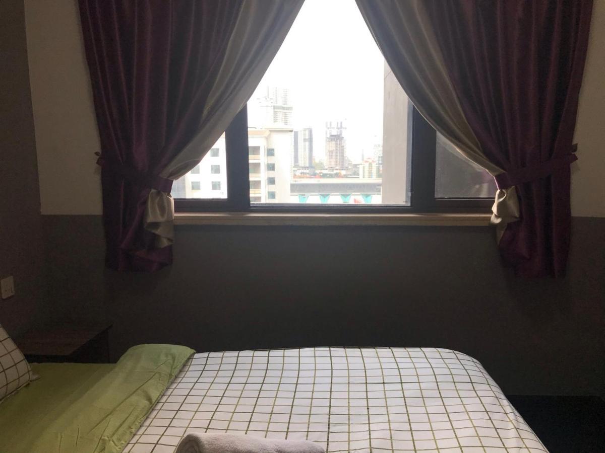 Harzaf Homestay At R&f Princess Cove Pangsapuri *