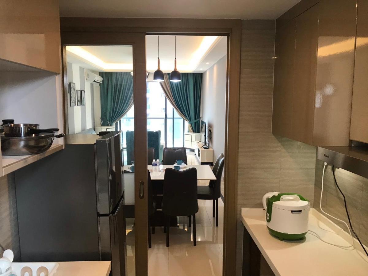 Harzaf Homestay At R&f Princess Cove Pangsapuri