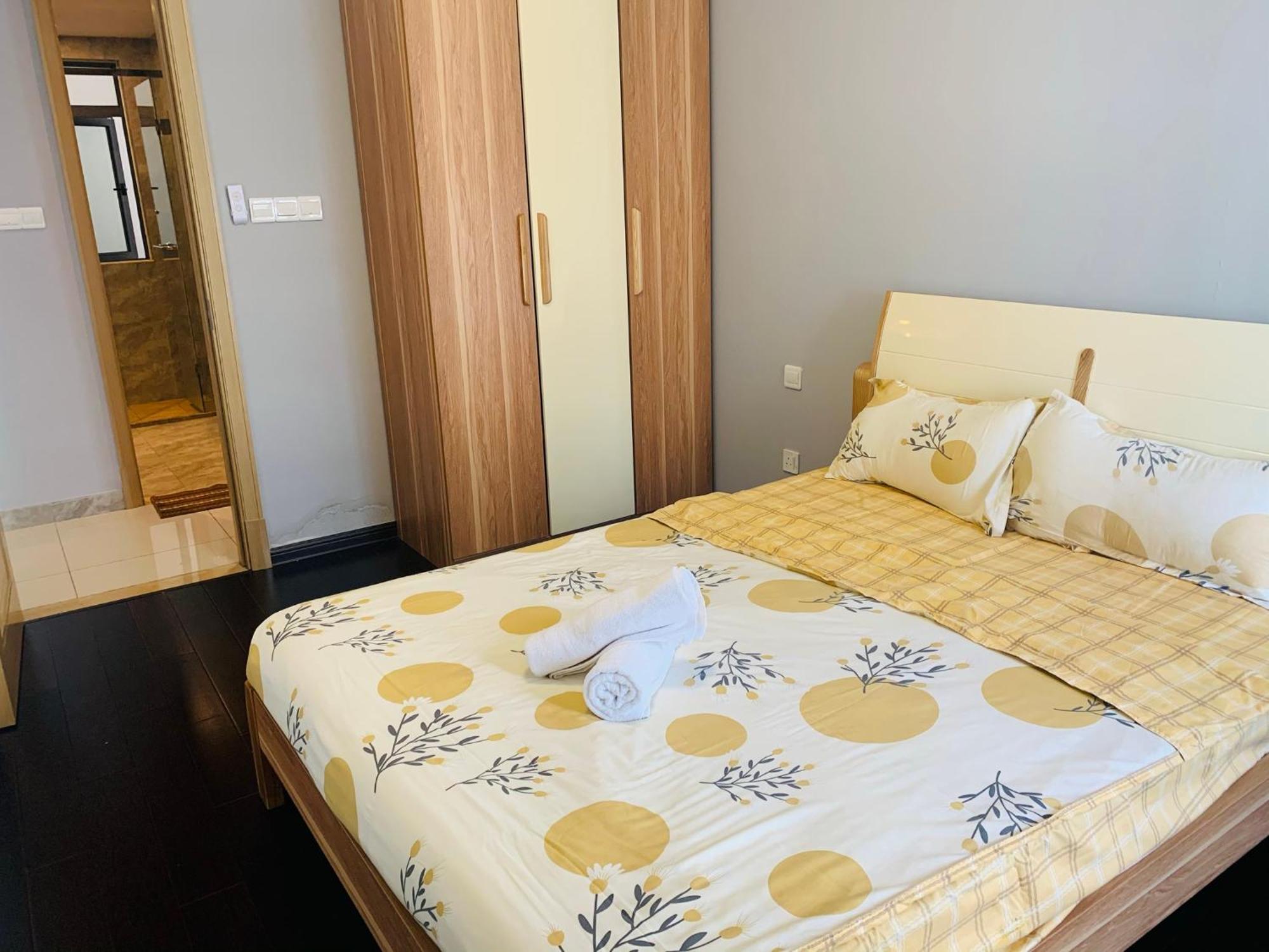 Pangsapuri Harzaf Homestay At R&f Princess Cove *