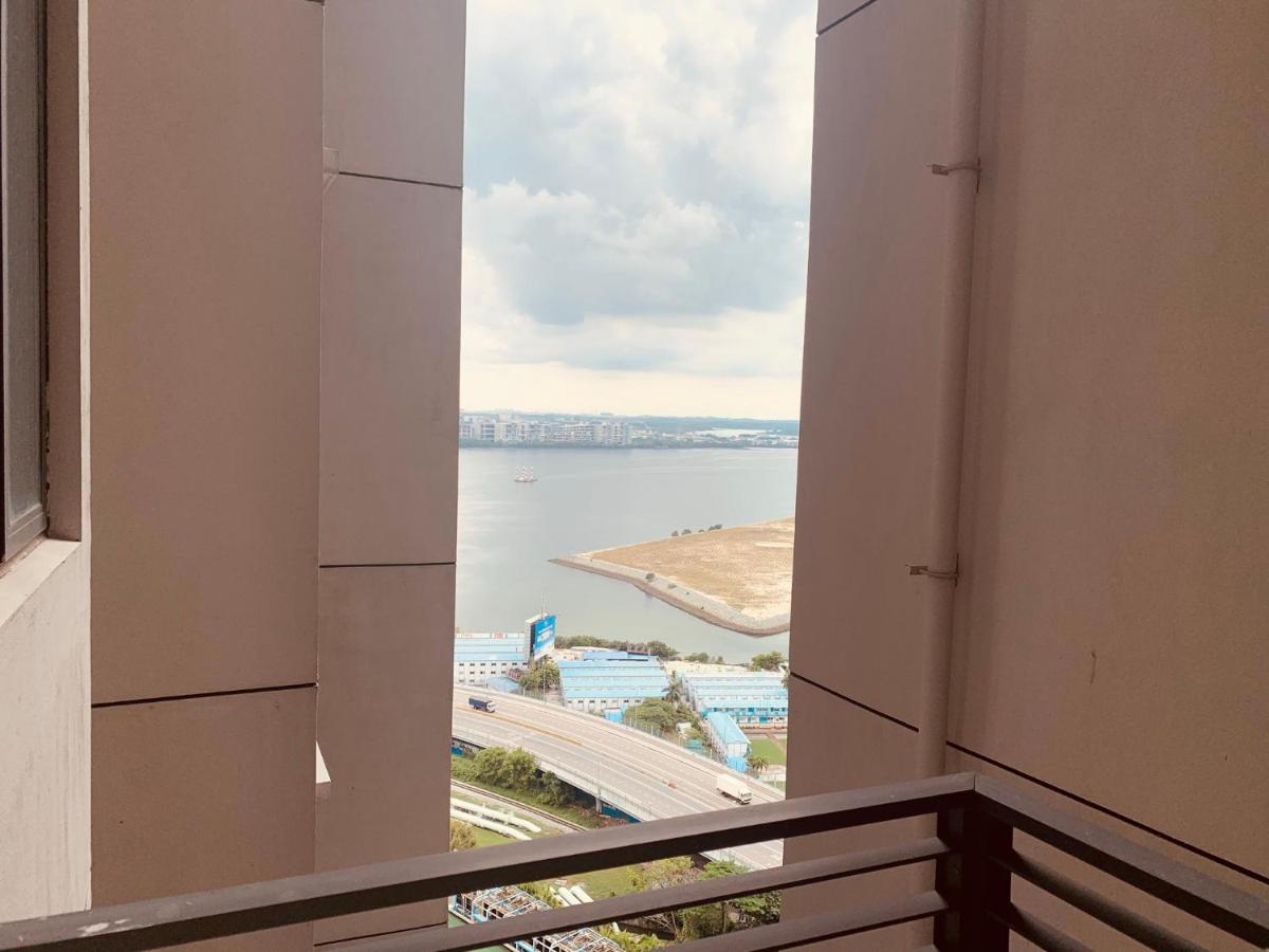 Pangsapuri Harzaf Homestay At R&f Princess Cove Johor Bahru