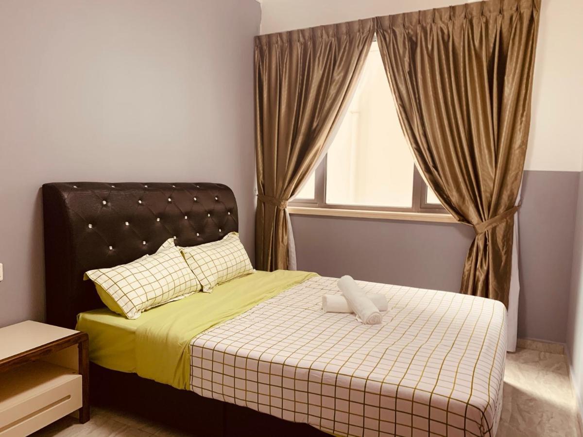 Pangsapuri Harzaf Homestay At R&f Princess Cove *