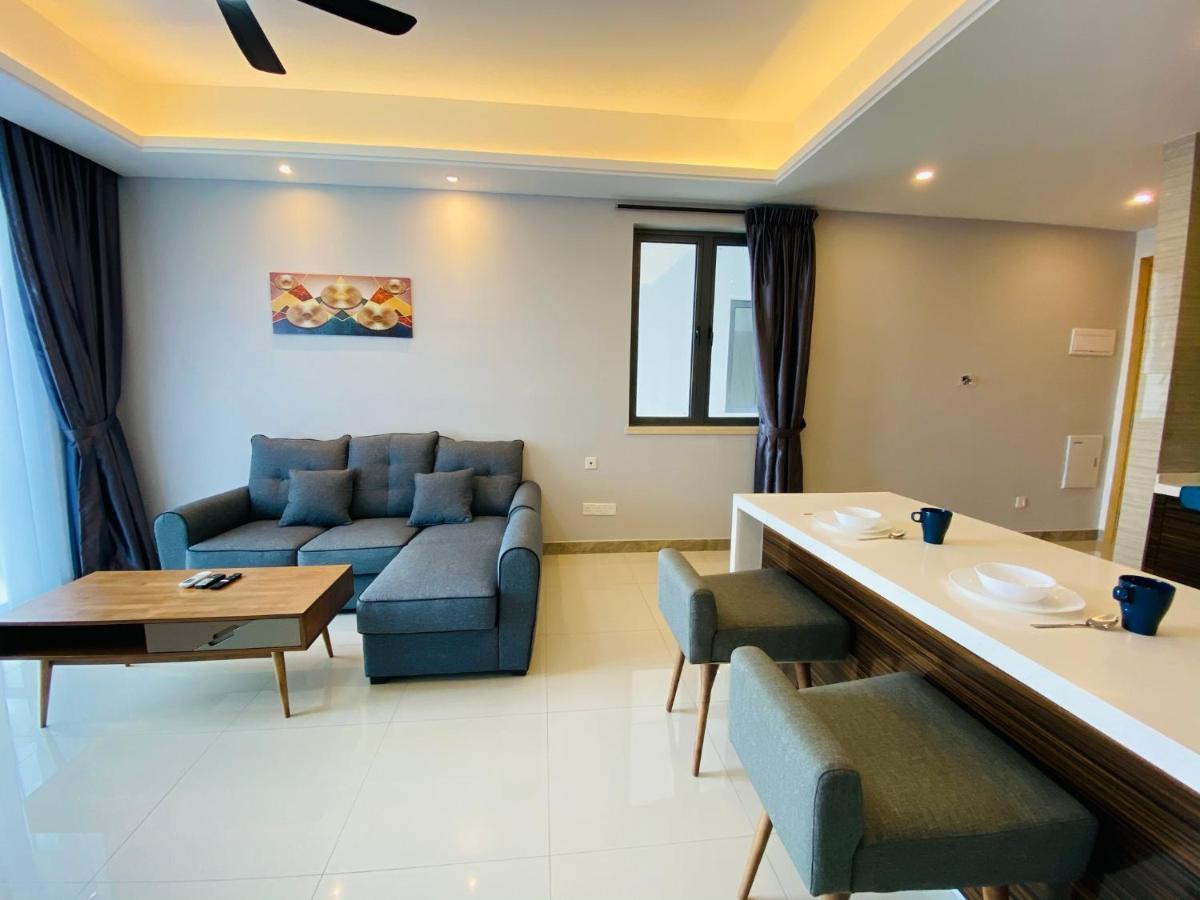Harzaf Homestay At R&f Princess Cove Pangsapuri